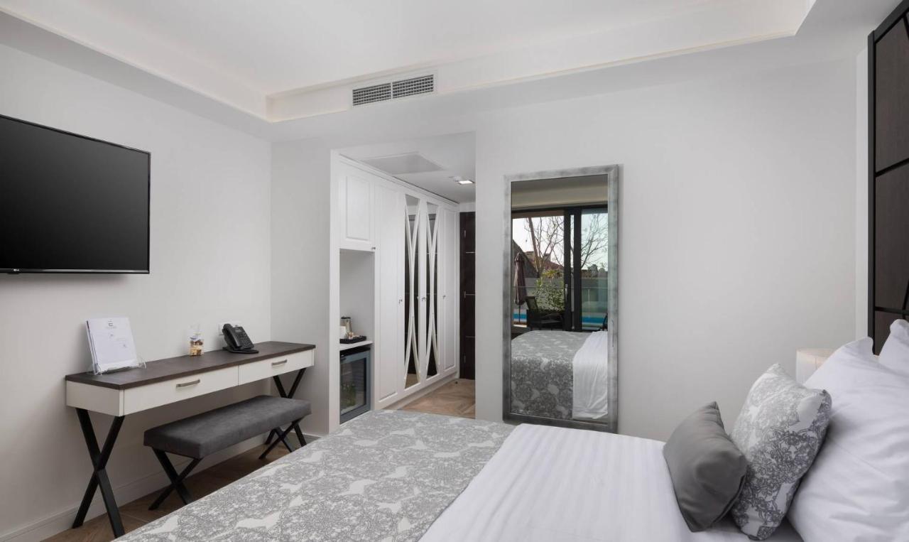 Ellure Luxury Suites Split Exterior foto